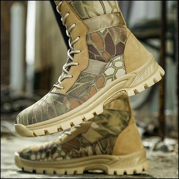 Wojskowe buty myśliwskie w kamuflażu