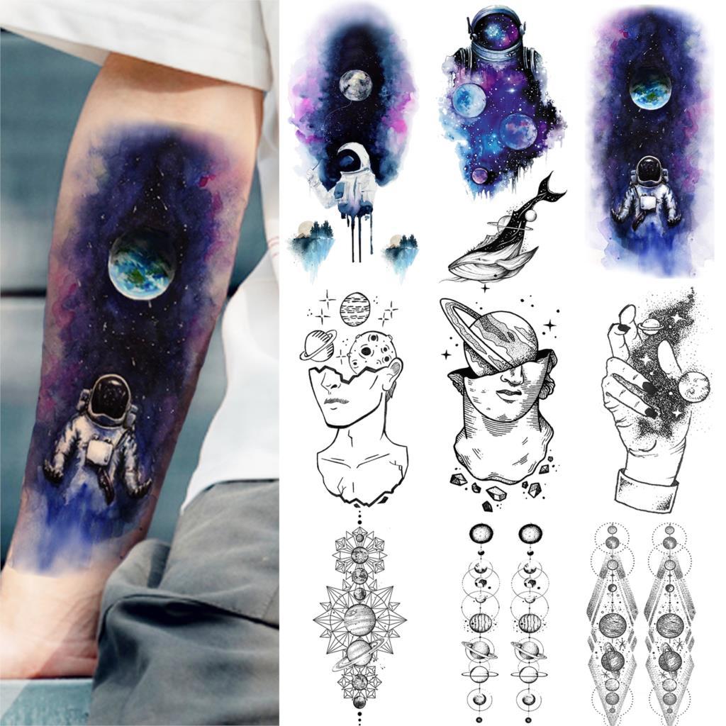 Efemär astronaut planet tatuering