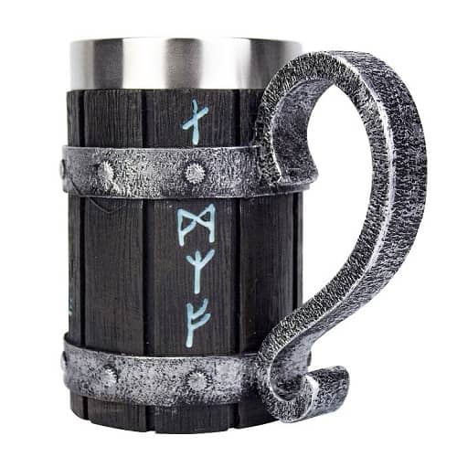 Caneca com runas vikings