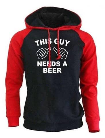 Hoodie, este gajo precisa de uma cerveja