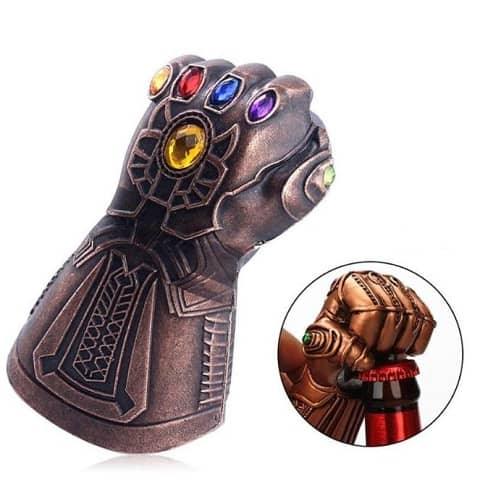 Thanos handschoen flesopener