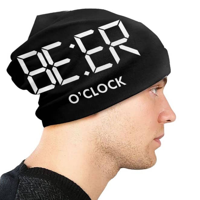 Öl klockan hatt