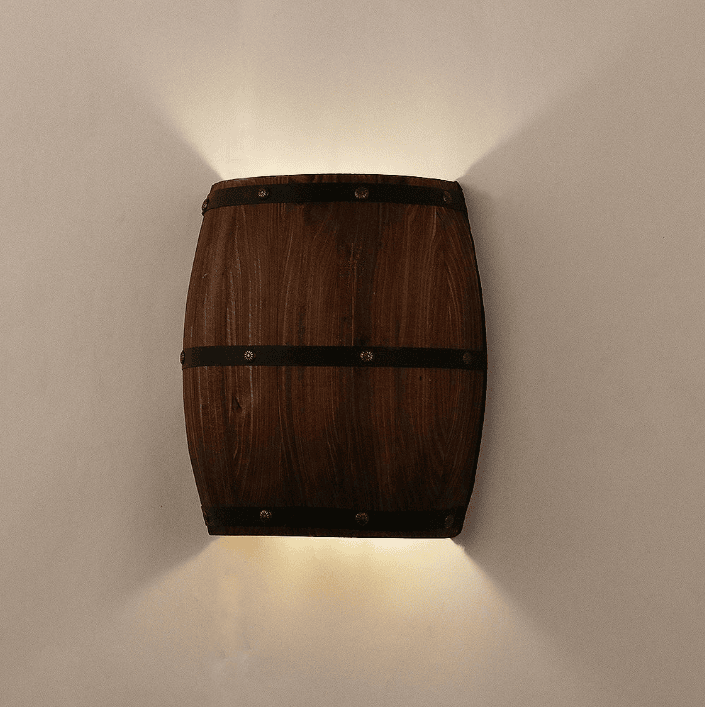 Half ton houten wandlamp