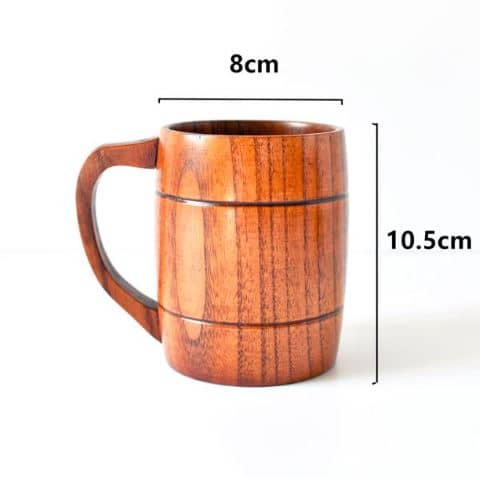 Caneca de madeira medieval