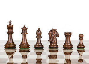 Orientalske skakbrikker med trææske