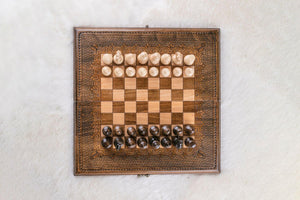 Andalusisk skakbræt og dets skakspil