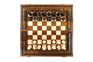 Håndlavet skakbræt og skaksæt