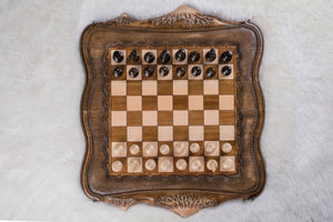 Europæisk skakbræt og dets skakspil