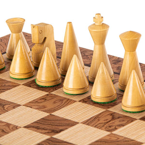 Tâcheté-skakbræt i valnød og moderne skakspil