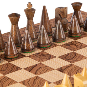 Tâcheté-skakbræt i valnød og moderne skakspil