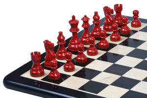 Rødt og sort skakbræt