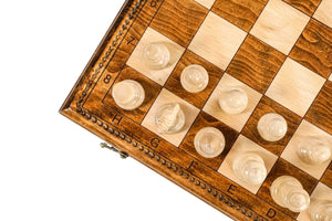 Simpelt skakbræt og skakspil