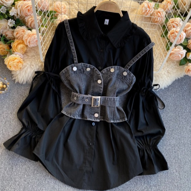 Korsettskjorte i svart jeans jumpsuit mit Korsettskjorte i svart jeans jumpsuit mit