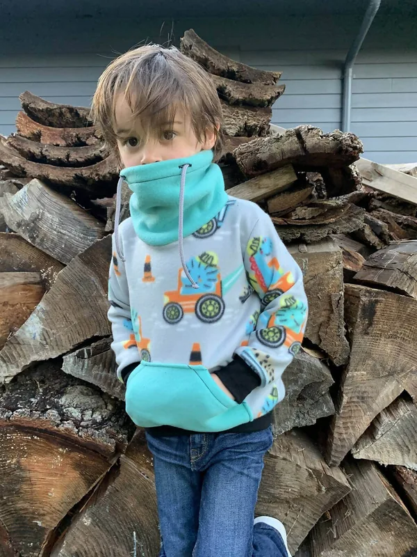 TITUS-Sweatshirt-Optionen für 2- bis 16-Jährige