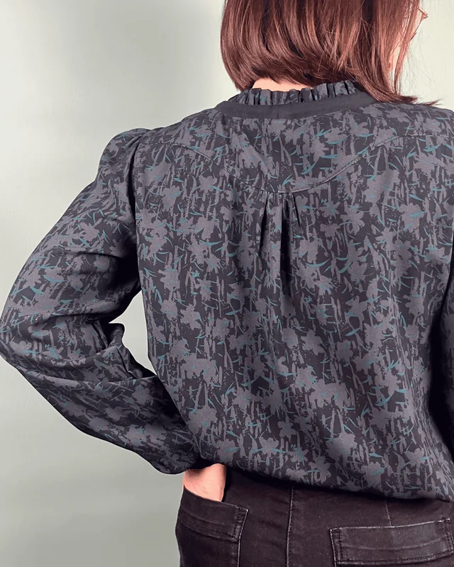Die Bluse oder das Kleid „Belam“ in den Größen 32 bis 52