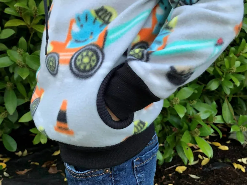 TITUS-Sweatshirt-Optionen für 2- bis 16-Jährige