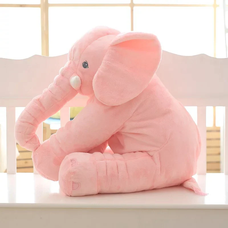 Cojín de peluche de elefante
