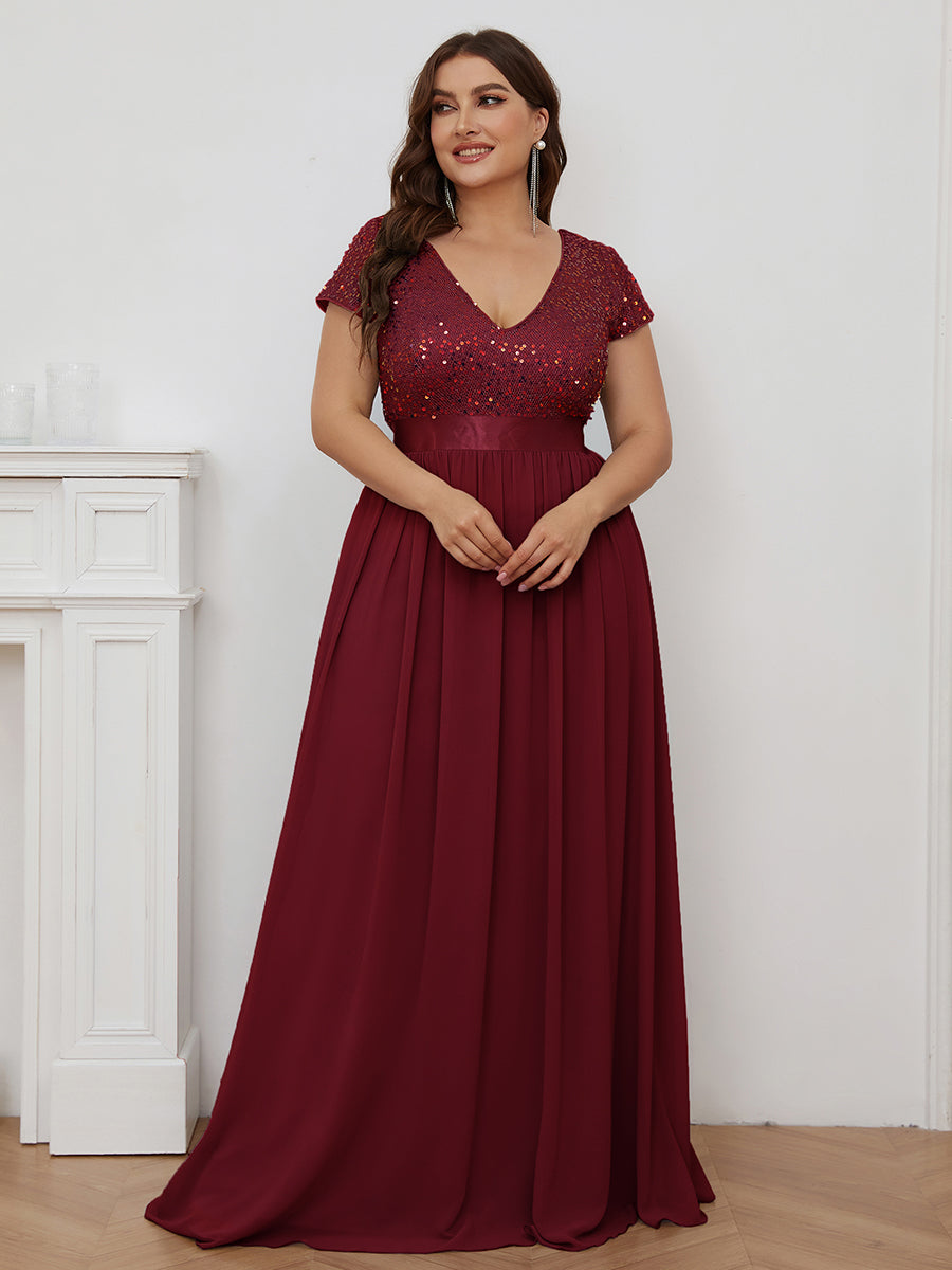 Maxi abito da sera in chiffon di seta con scollo a V in taglia grande e maniche corte