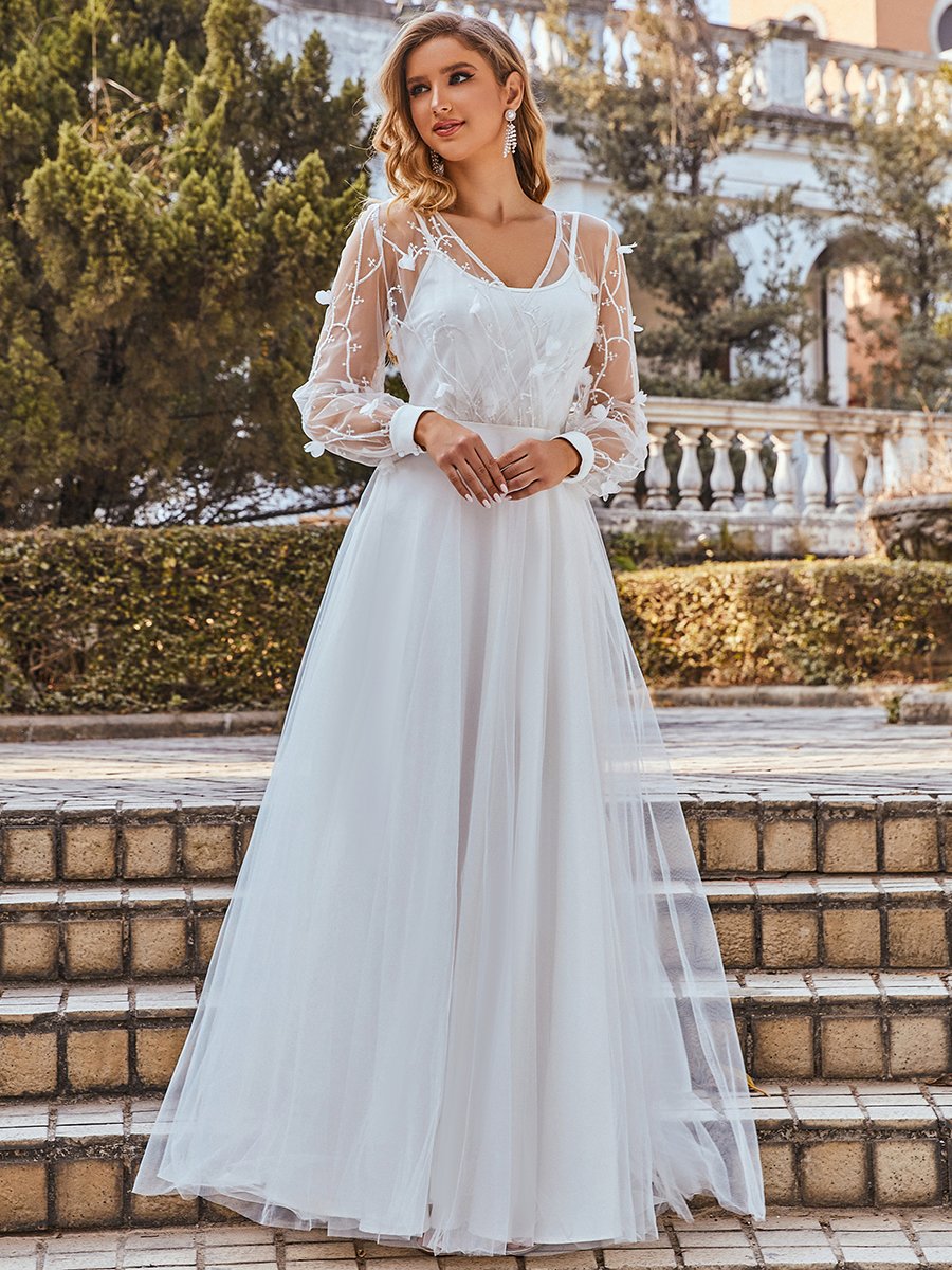 Abito da sposa romantico in tulle con decorazione in pizzo