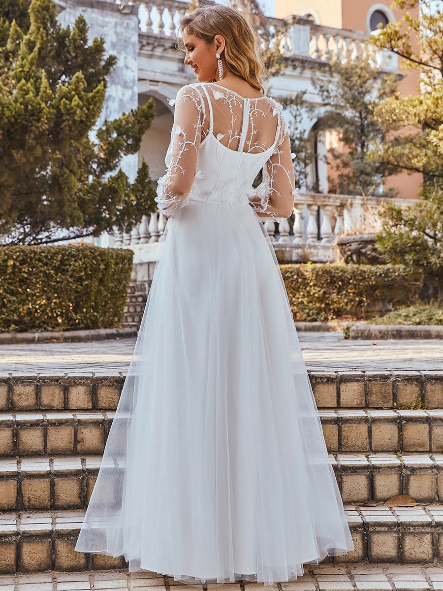 Abito da sposa romantico in tulle con decorazione in pizzo