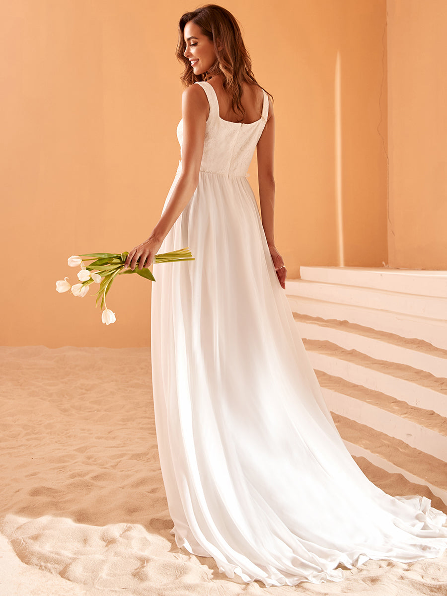 Abito da sposa minimalista in pizzo con scollatura quadrata