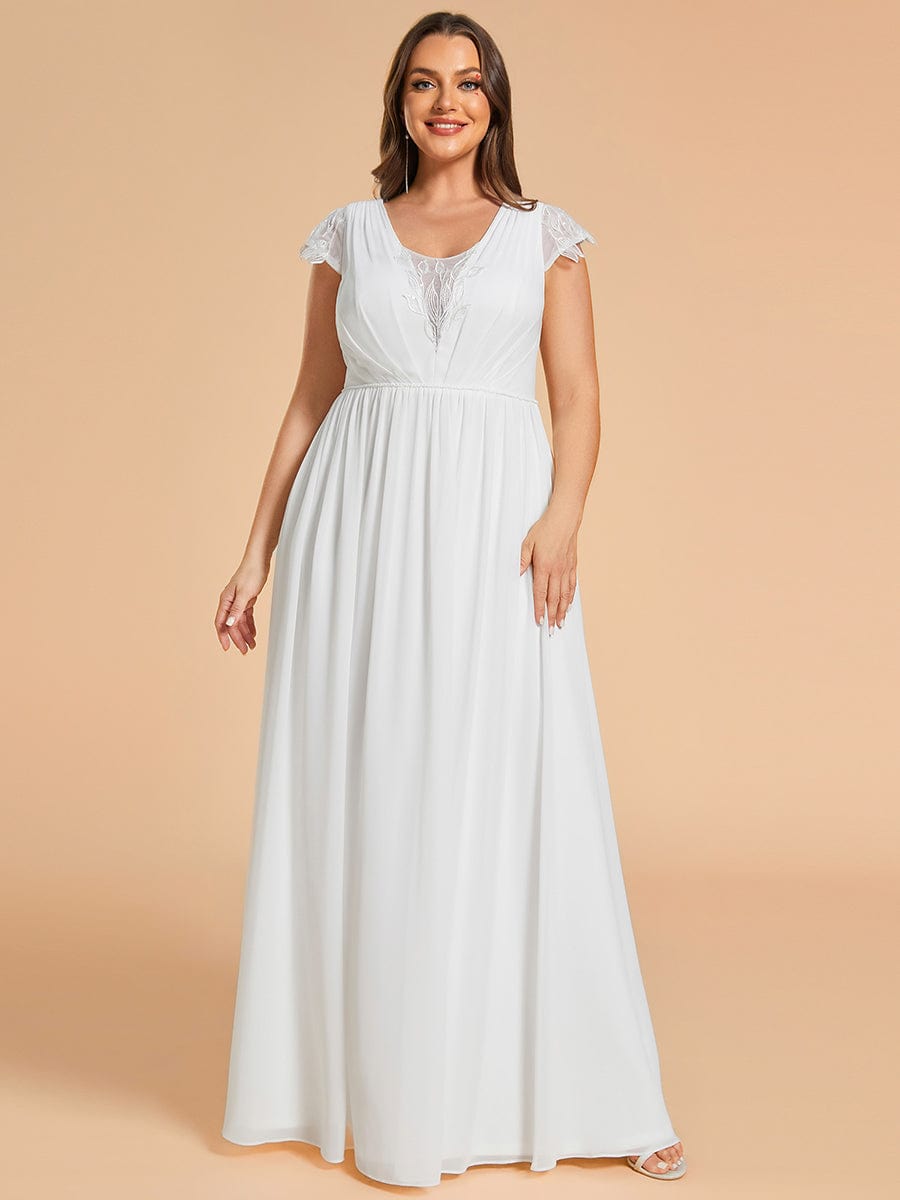 Abiti da sposa plus size con scollo a V e maniche corte in chiffon plissettato