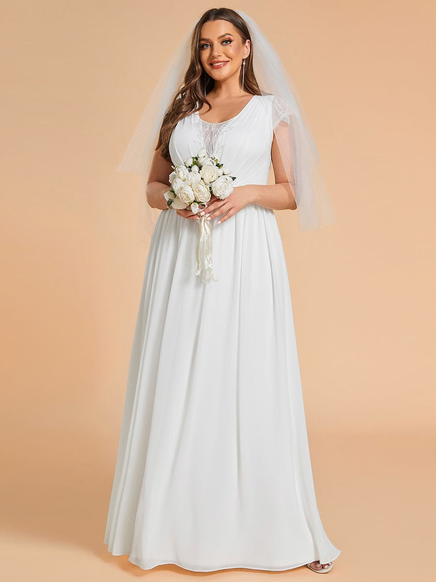 Abiti da sposa plus size con scollo a V e maniche corte in chiffon plissettato