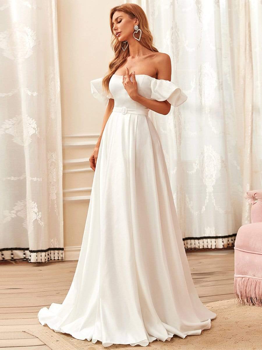 Off-the-shoulder prinsessa morsiuspuku paisutetuilla hihoilla