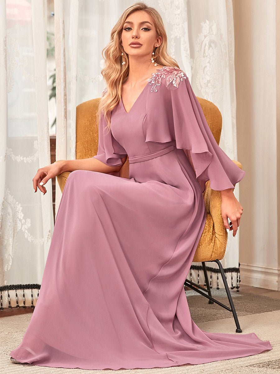 Elegante abito da damigella in chiffon con scollo a V