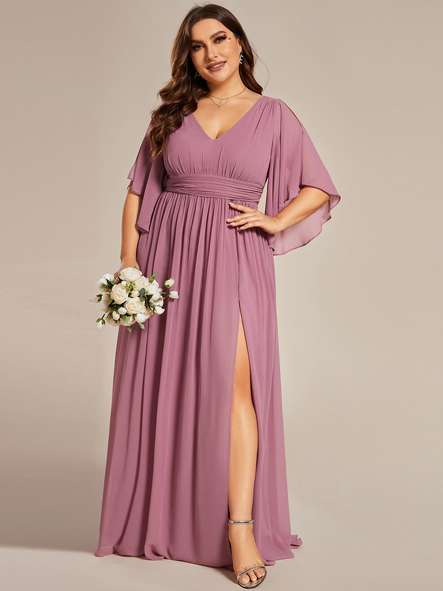 Abito curvy taglia grande in chiffon plissettato con scollo a V e maniche a mezza lunghezza