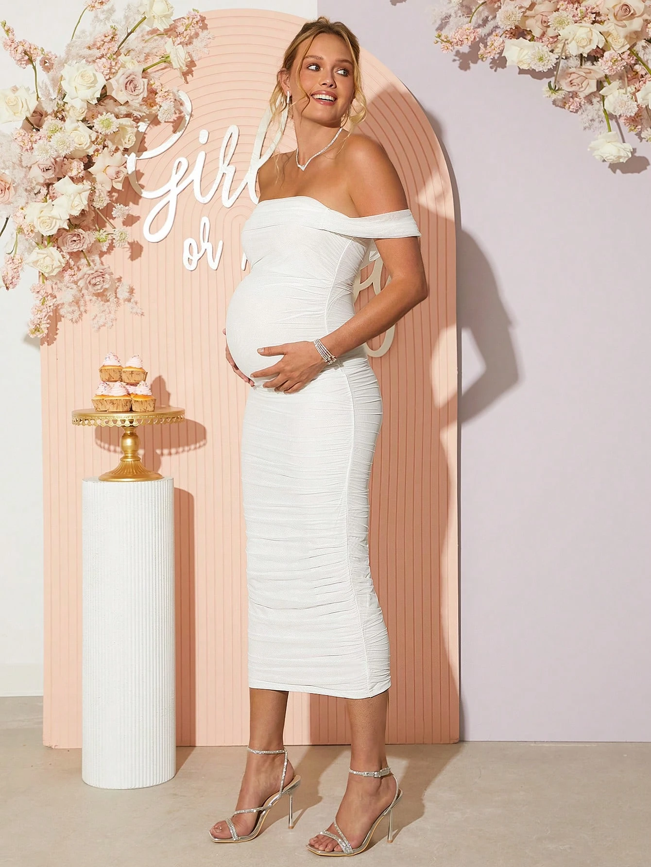 Rochie elegantă de maternitate de culoare solidă, fără umăr, plisată și ajustată