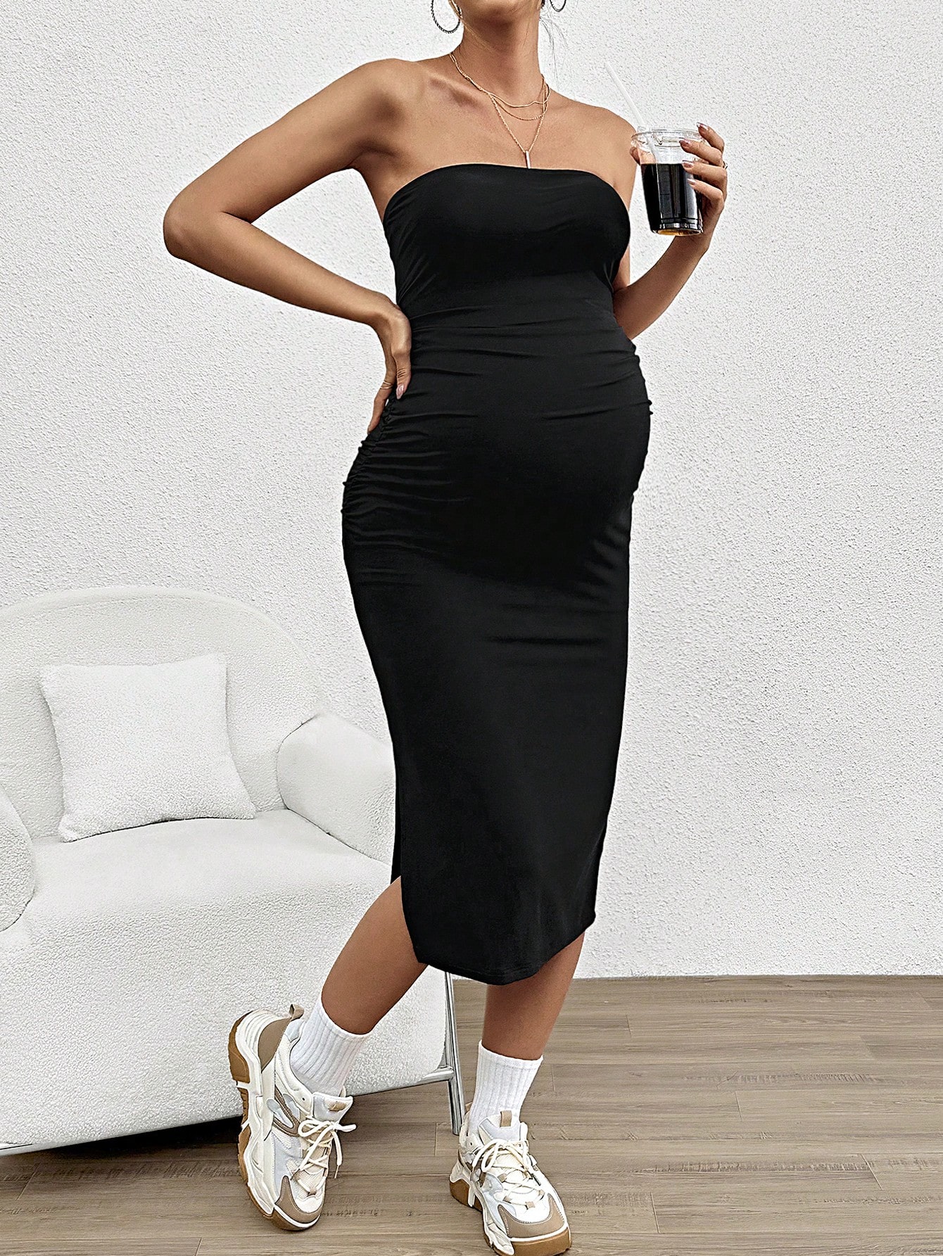 Barselskjole, ung, uformell, stroppeløs bodycon-kjole