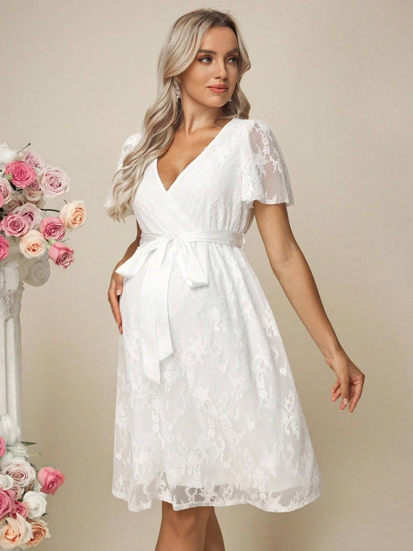 Kismama ruha csipke varrás fodros ujjú elegáns ruha esküvői ruha kismama ruha babaköszöntő kismama esküvői vendég ruha elegáns