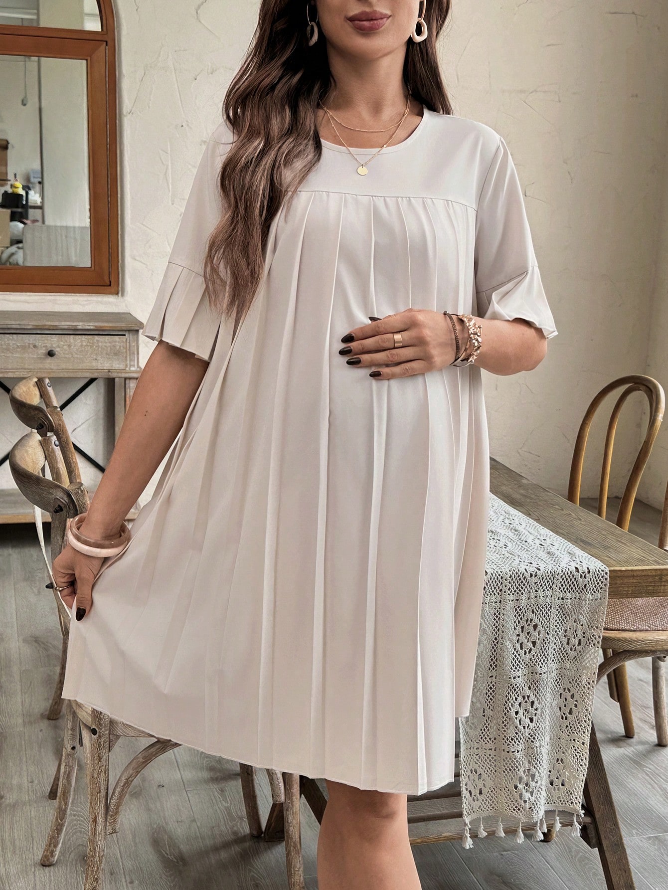 Rochie de maternitate plisată de culoare solidă, scurtă și lejeră, casual și confortabilă