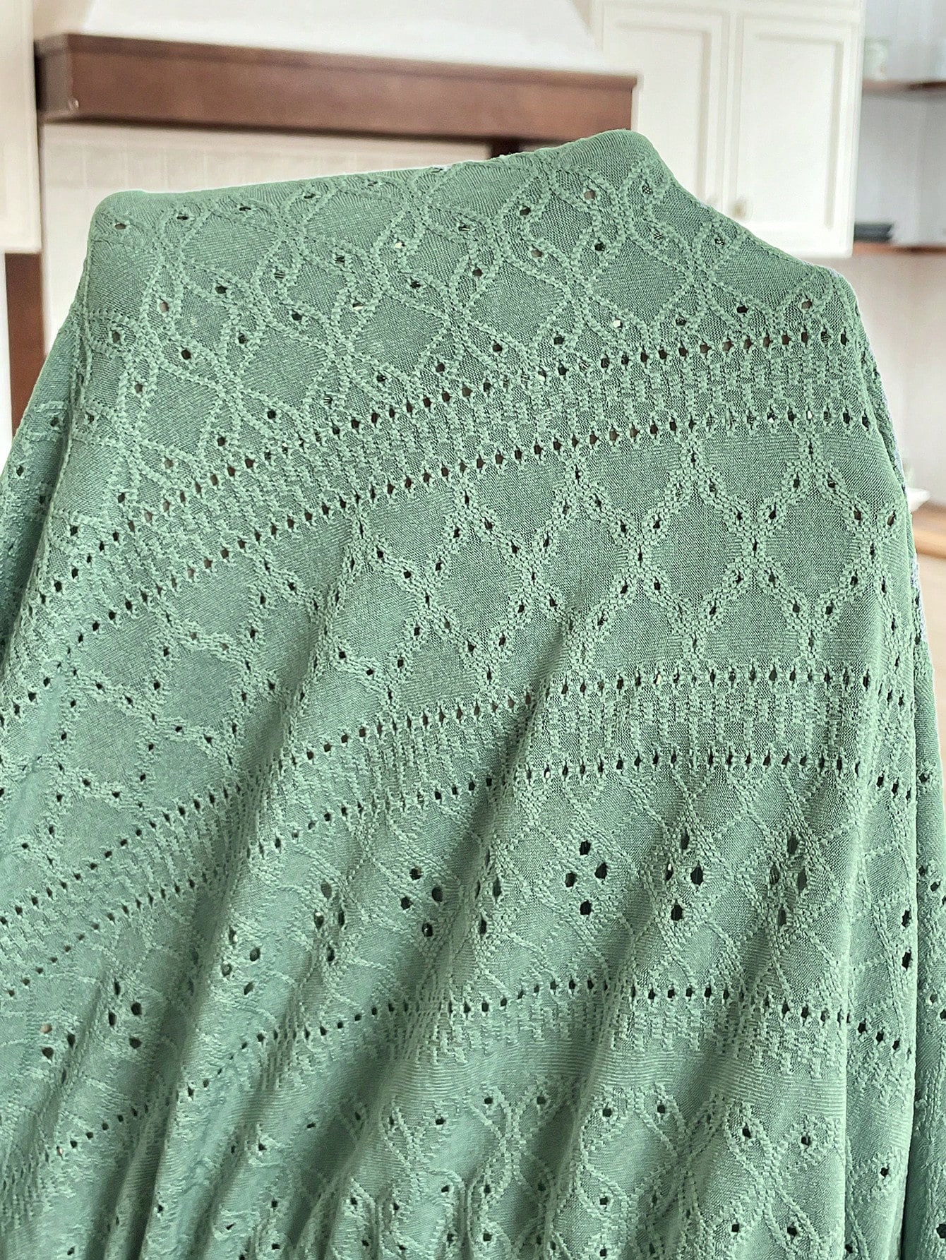 Barselskjole casual ensfarget, uformell, rynket camisole med smal passform midikjole sommerantrekk for kvinner