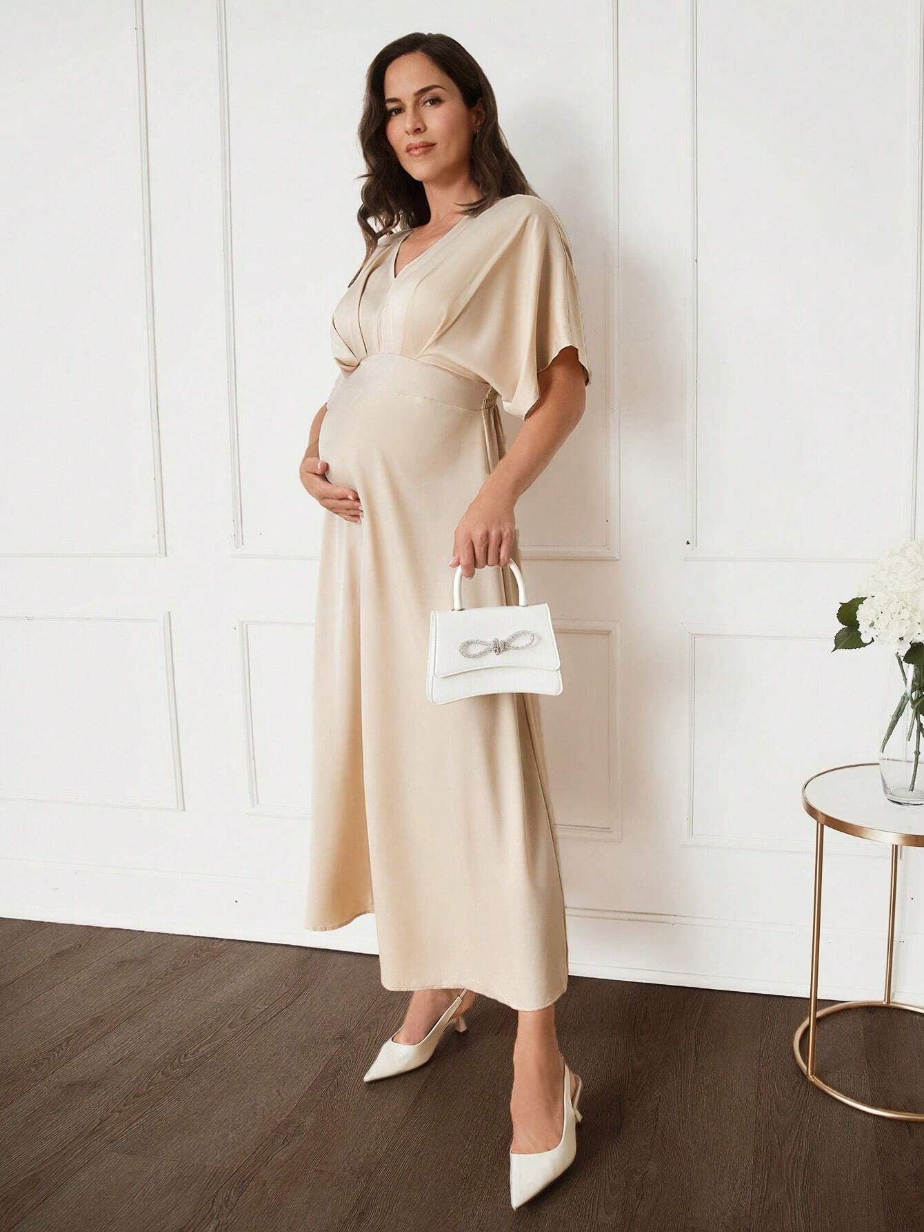 Elegant chiffongkjole for gravide, løs, uformell khakifarget kjole, til fest