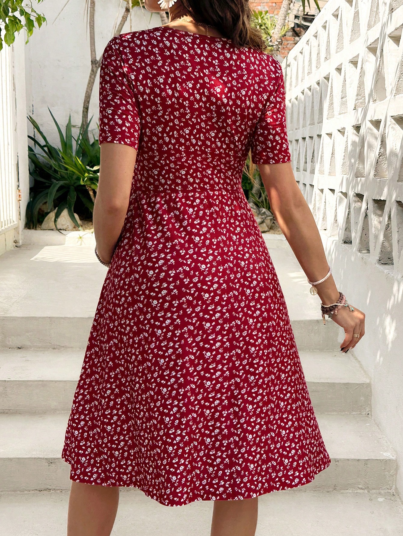 Rochie de maternitate casual ditsy floral cu mânecă scurtă pentru vară