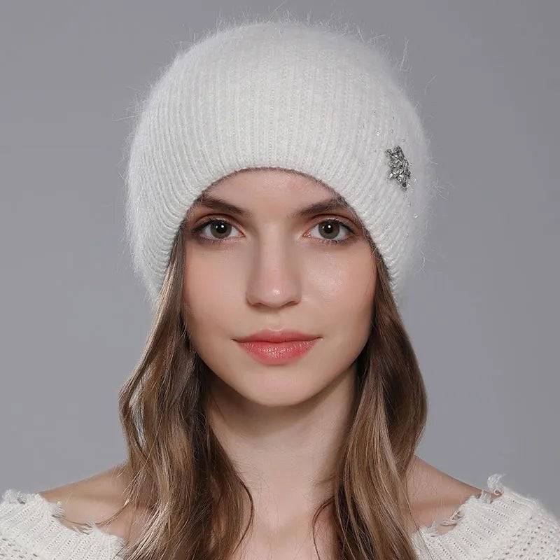 Dvisluoksnė angoros kepurė