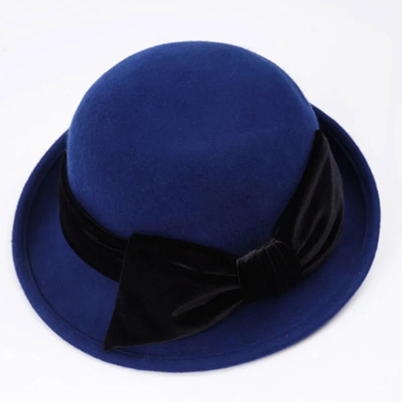 Moteriška cloche kepurė