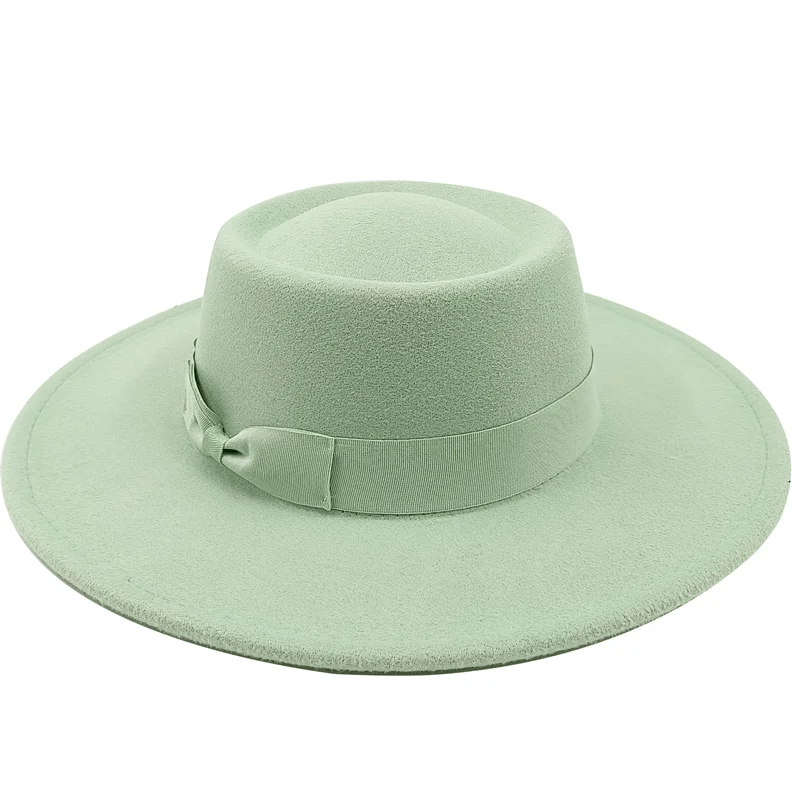 Moteriška minimalistinė fedoros skrybėlė