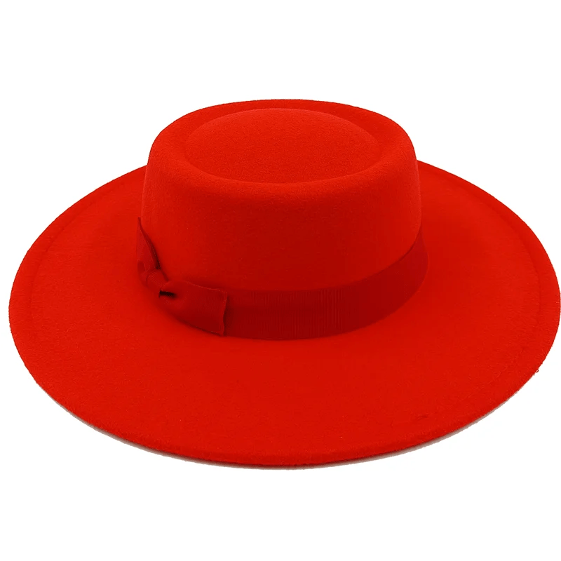 Moteriška minimalistinė fedoros skrybėlė