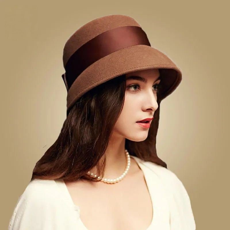 Coreen cloche skrybėlė