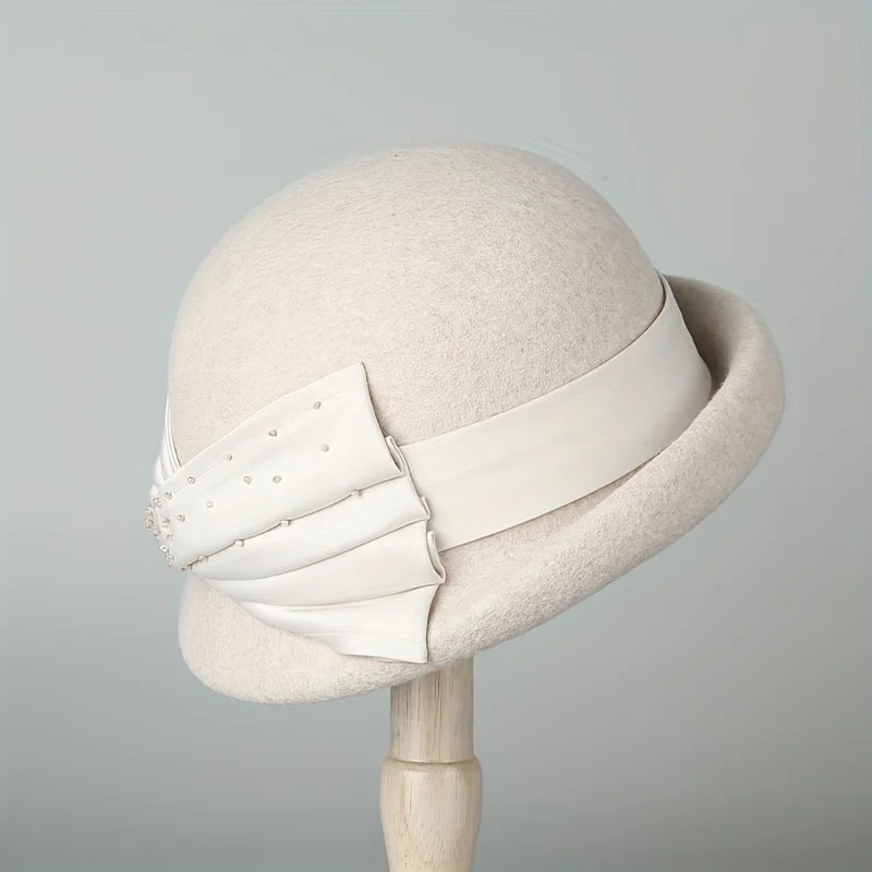 Veltinė cloche kepurė su susuktais kraštais