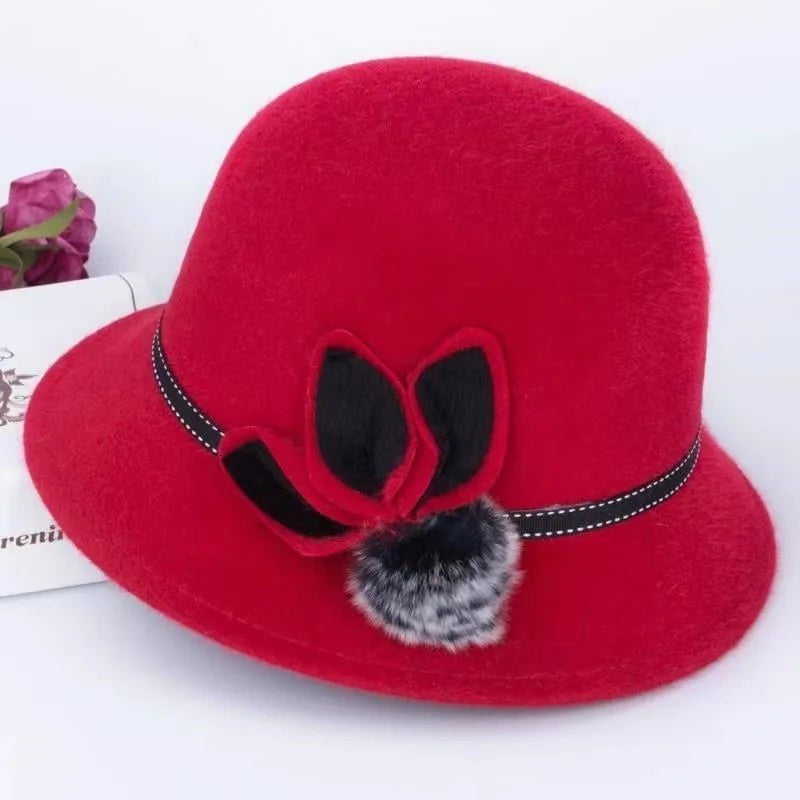 Rafinuota cloche skrybėlė