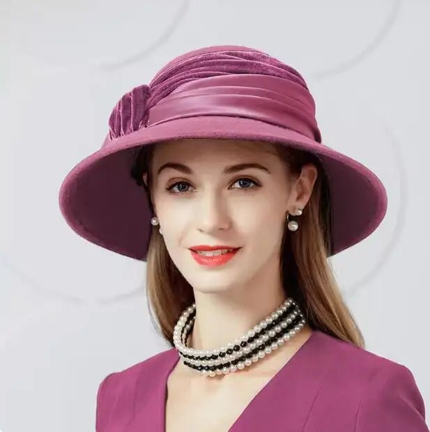 Stilinga cloche skrybėlė moterims