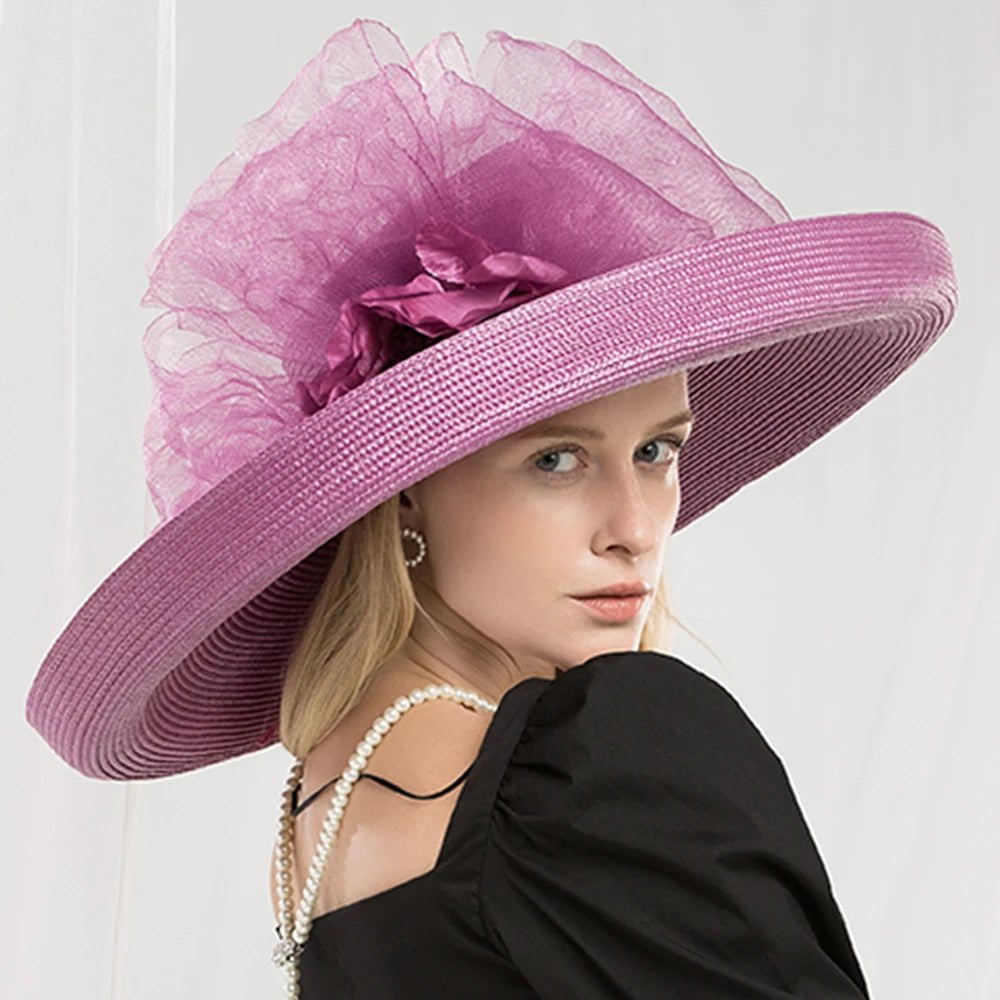 Elegantiška oficiali skrybėlė
