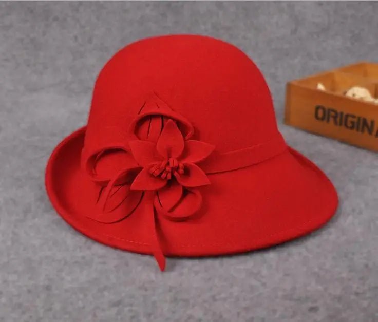 Cloche skrybėlė