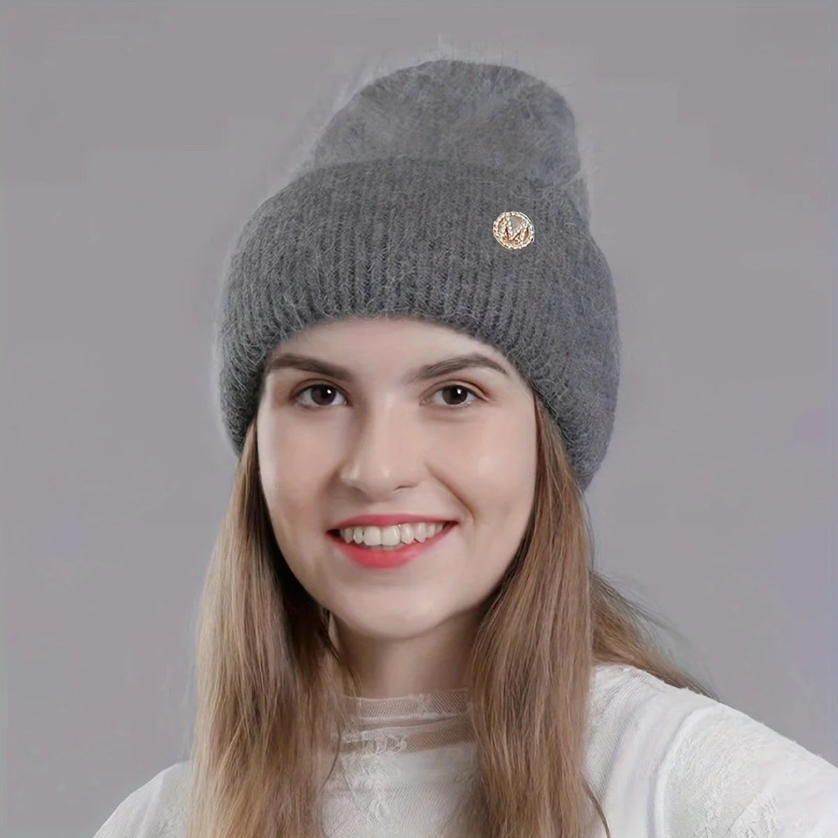 Vienspalvė moteriška kepurė