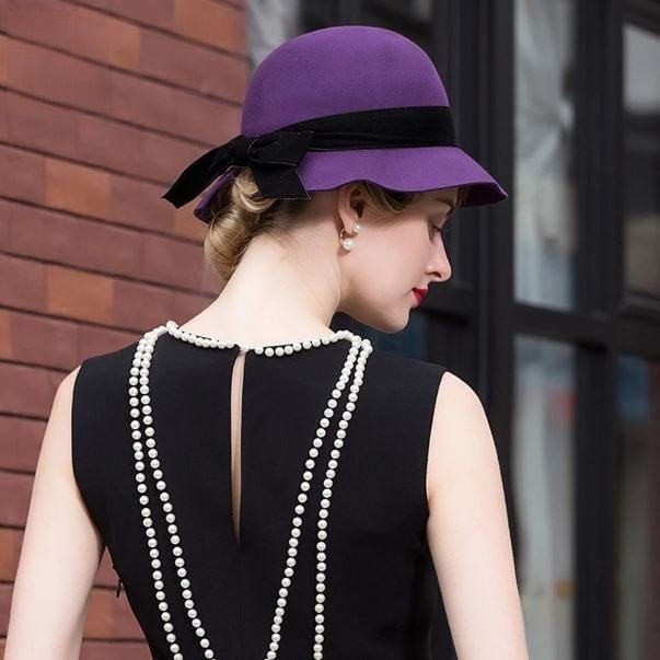 Elegantiška vilnonė cloche kepurė