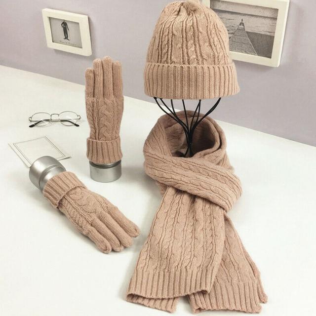 3 dalių kepurės, šaliko ir pirštinių rinkinys